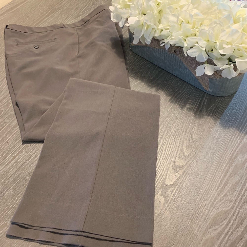The limited Dress pants